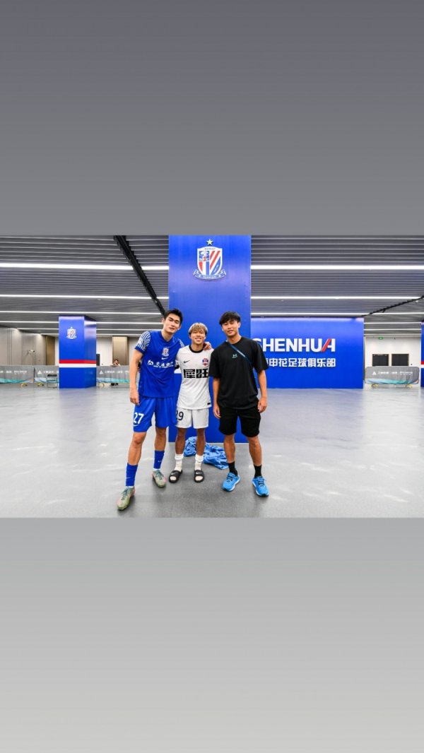 好哥们相见！陈晋一社媒晒与戴伟浚、茹子楠合影